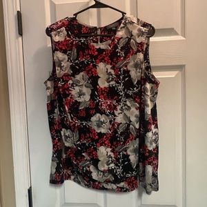 Red/Black Sleeveless Blouse